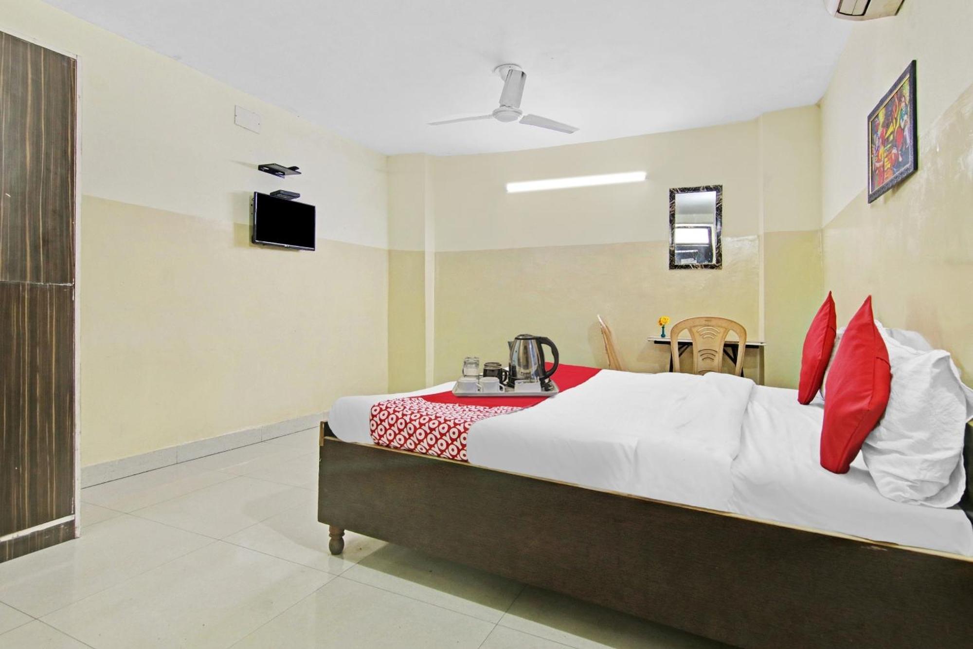 Super Hotel O Royal Green New Delhi Buitenkant foto